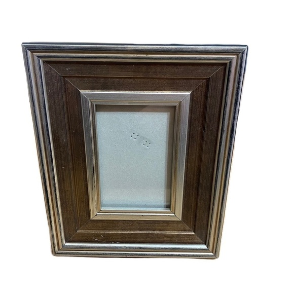 Other - Silver Brown Wooded Picture Frame 4x6 Home Decor